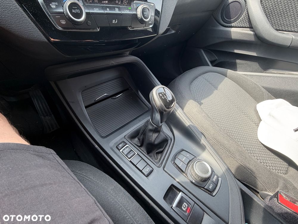 BMW X1 xDrive20d - 23