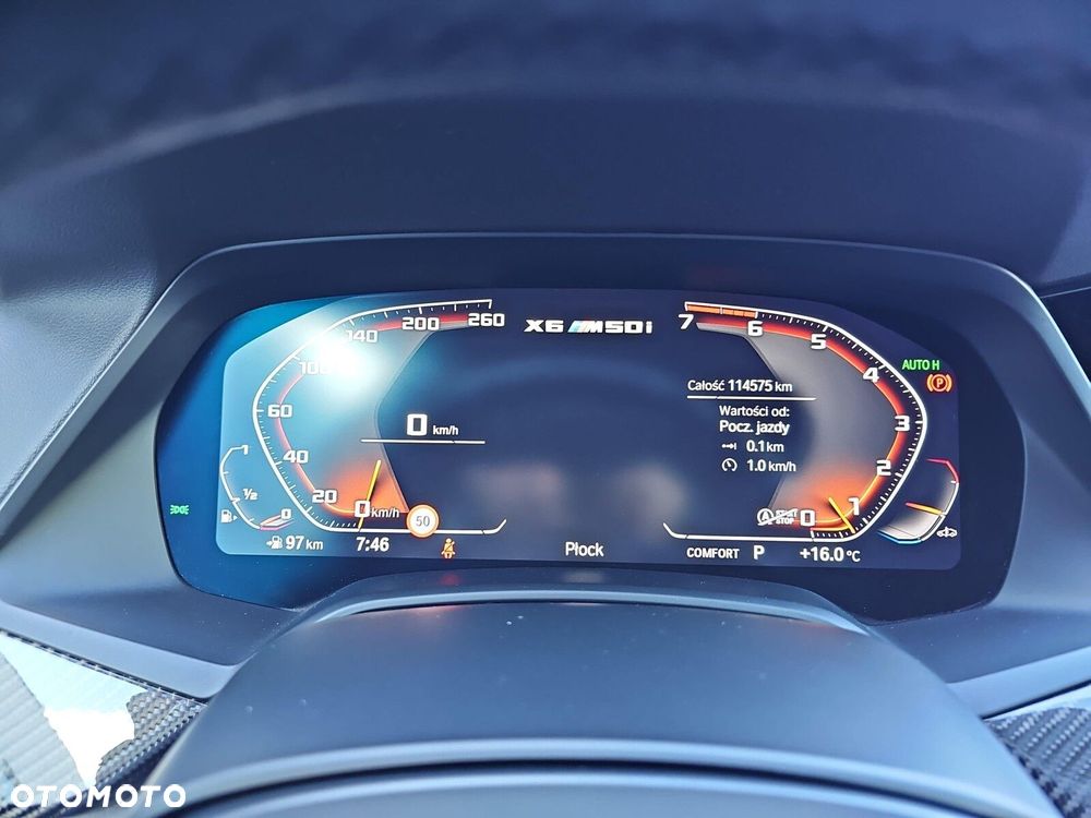 BMW X6 M50i - 22