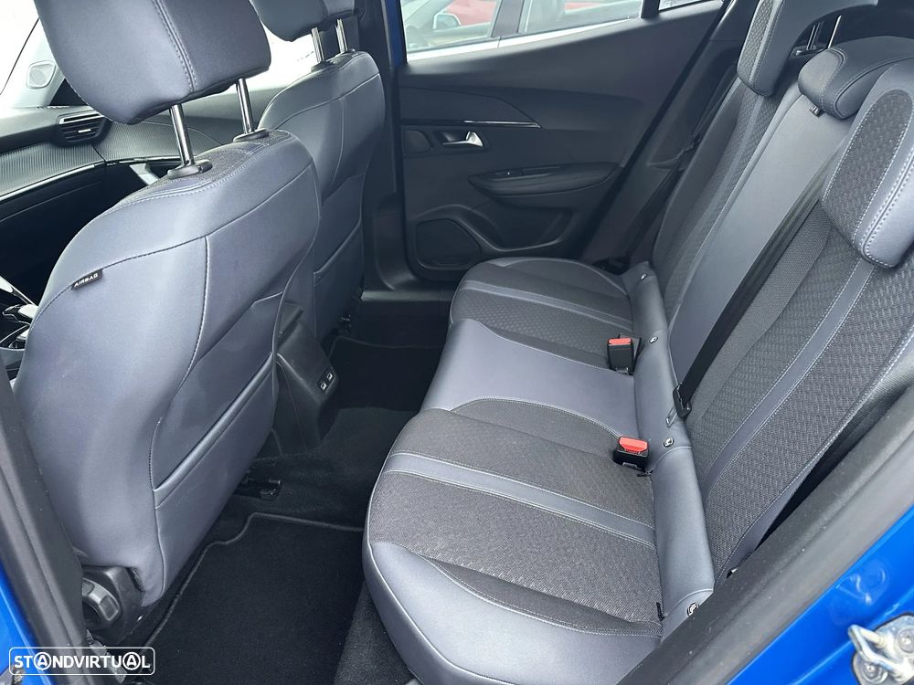 Peugeot e-2008 Allure+ - 13