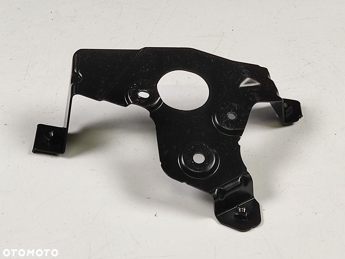 VOLVO XC40 17-21r Mocowanie Wspornik Konsoli - 4