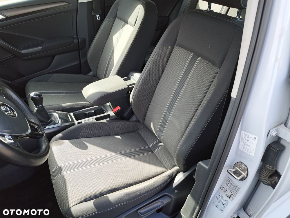 Volkswagen T-Roc ver-1-0-tsi-special-edition - 16