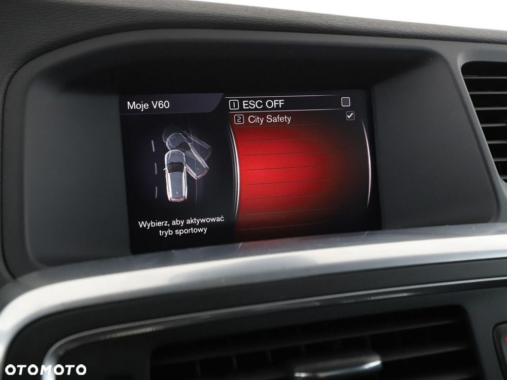 Volvo V60 D2 Summum - 26