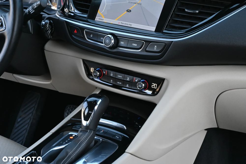 Opel Insignia 2.0 Direct Inj Trb 4x4 Ultimate Exclusive - 26