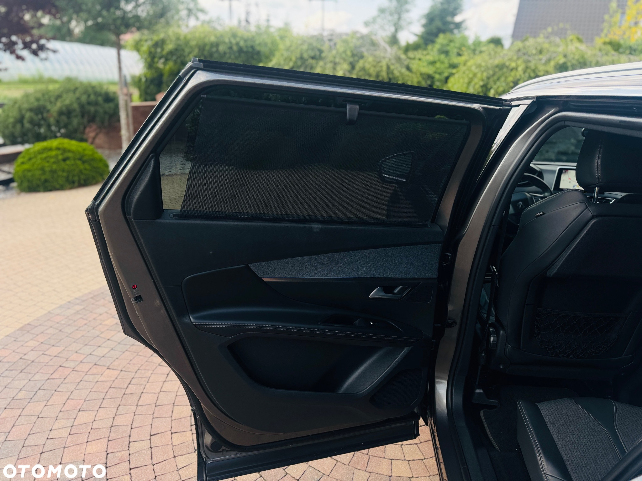 Peugeot 5008 1.6 BlueHDI Allure S&S EAT6 - 24