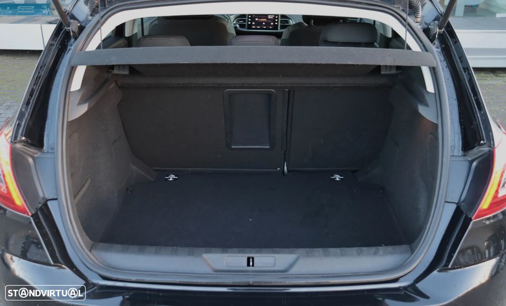 Peugeot 308 PureTech 130 EAT8 Allure - 32