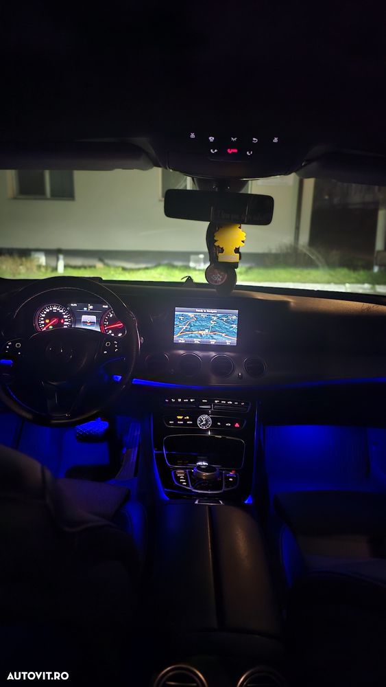 Mercedes-Benz E 220 d 9G-TRONIC - 7