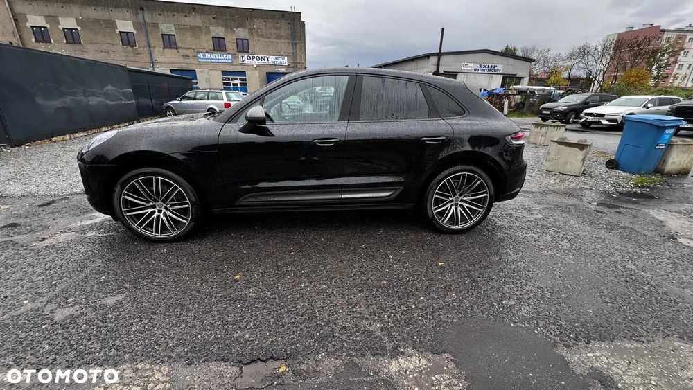Porsche Macan T - 2