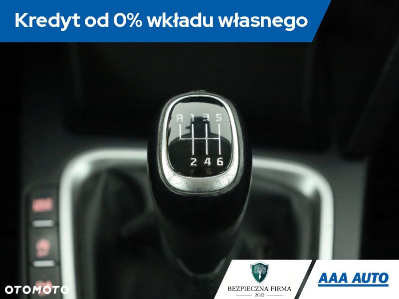 Kia Ceed - 13