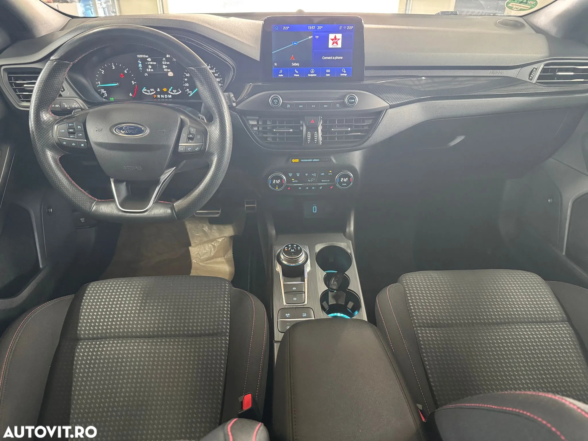 Ford Focus Turnier 2.0 EcoBlue Start-Stopp-System Aut. ST-LINE - 9
