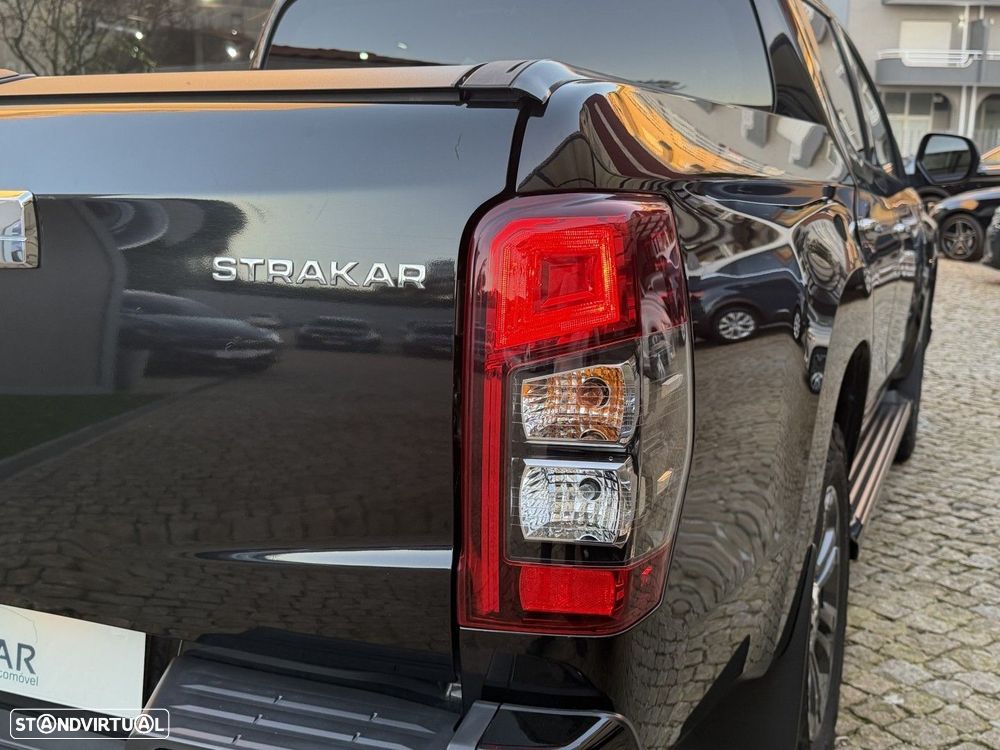 Mitsubishi L 200 2.3 DI-D Strakar Space Cab Intense 4WD - 17