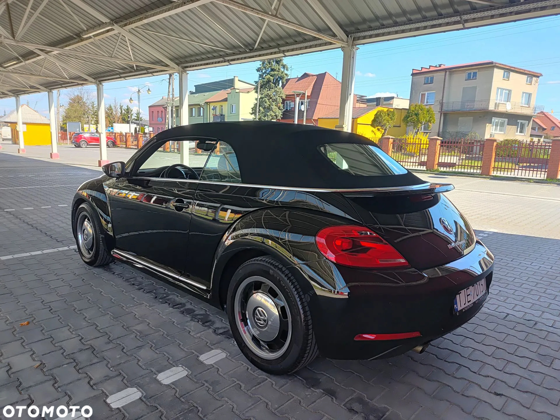 Volkswagen Beetle The Cabriolet 1.6 TDI BlueMotion Technology 50s - 12