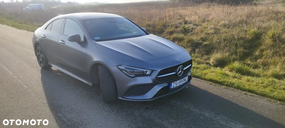 Mercedes-Benz CLA 220 4-Matic AMG Line 7G-DCT - 2