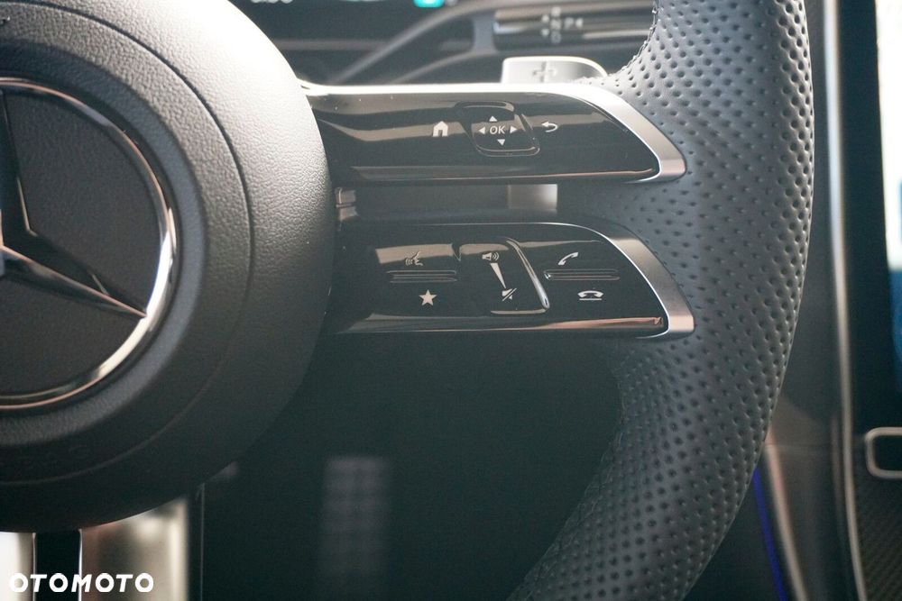 Mercedes-Benz GLC 220 d mHEV 4-Matic AMG Line - 11