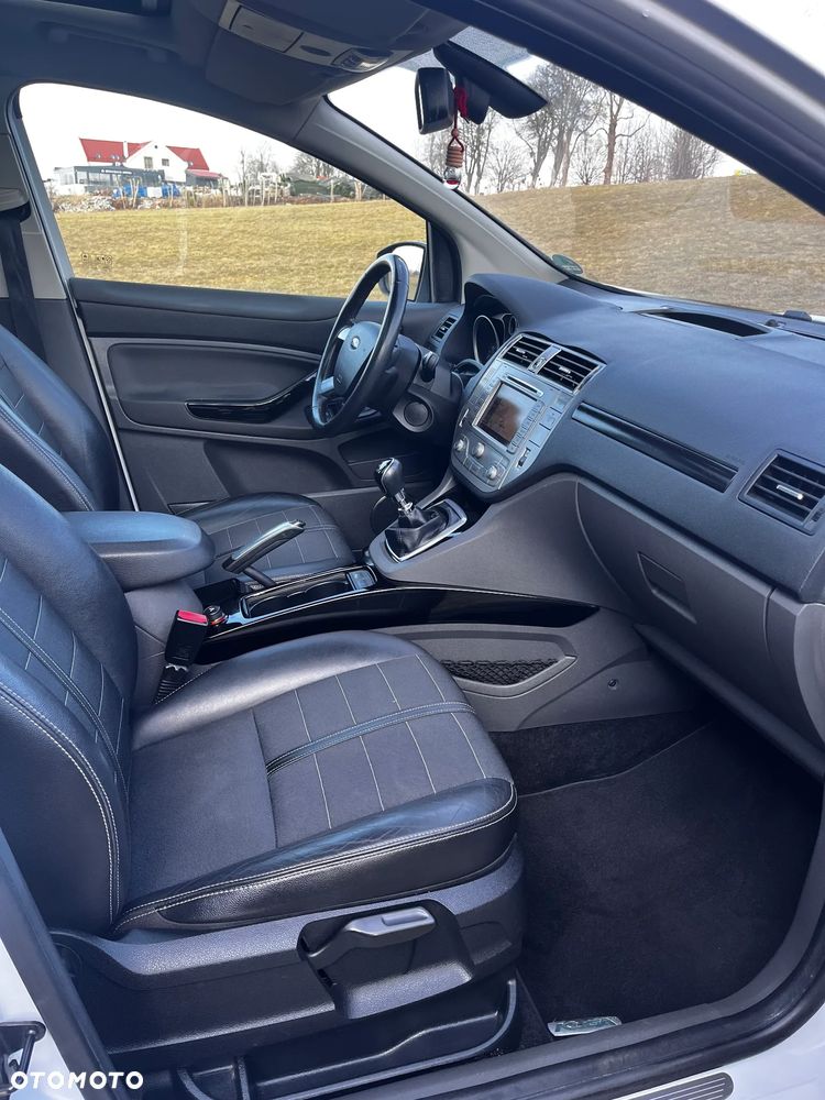 Ford Kuga 2.0 TDCi 4x4 Titanium - 11