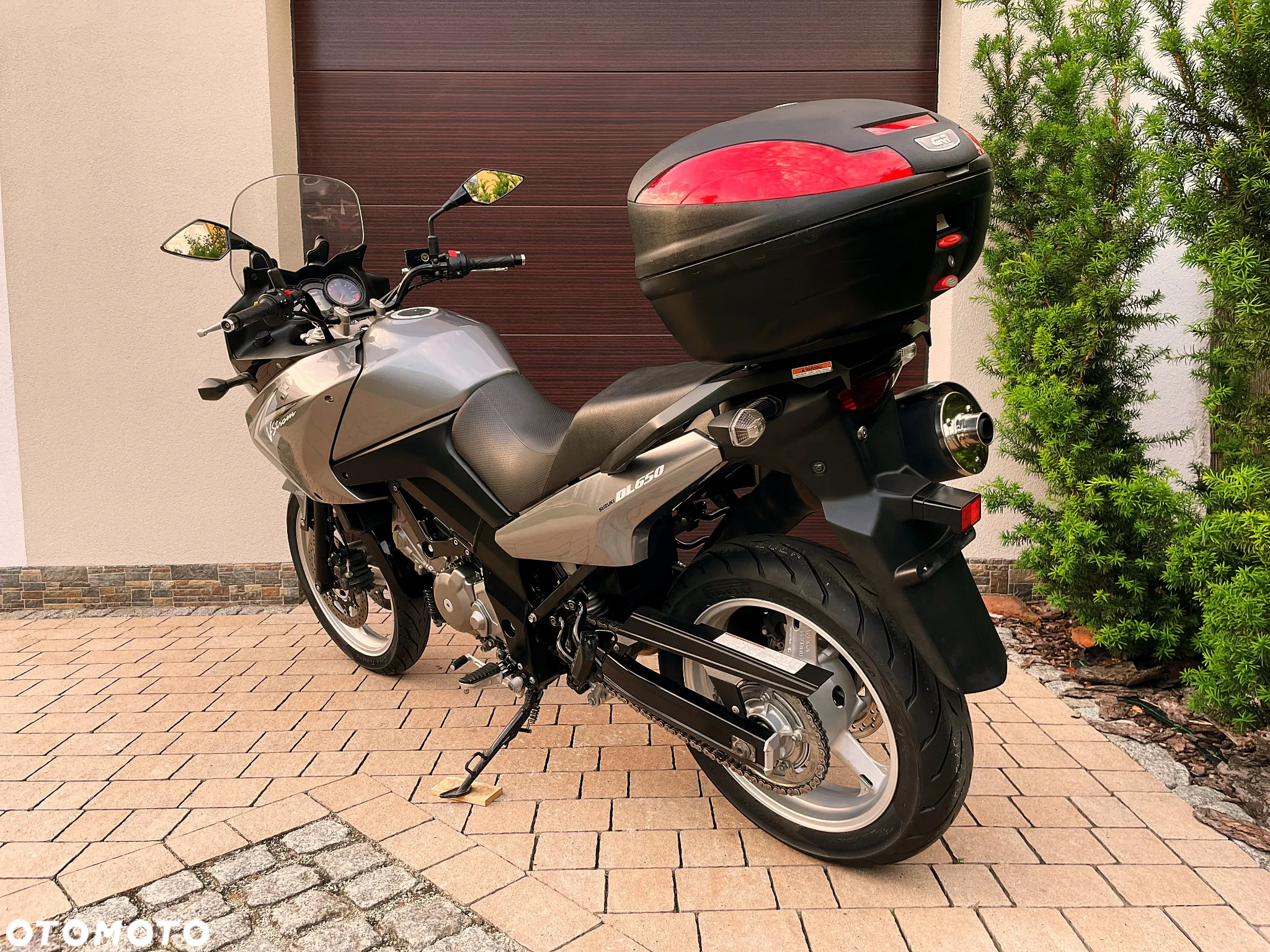 Suzuki DL - 6