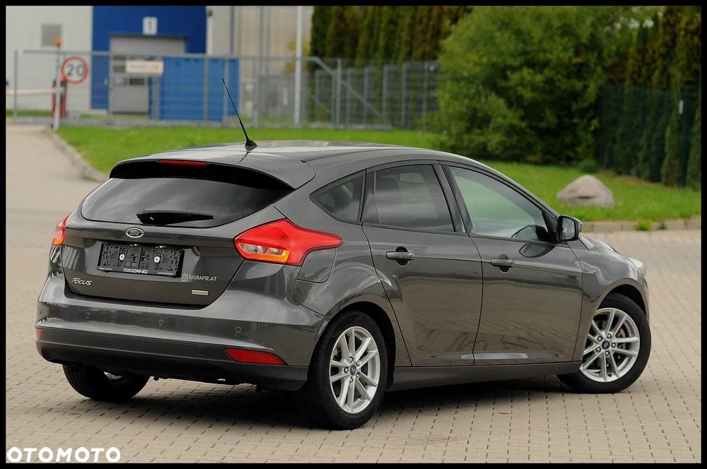 Ford Focus - 19