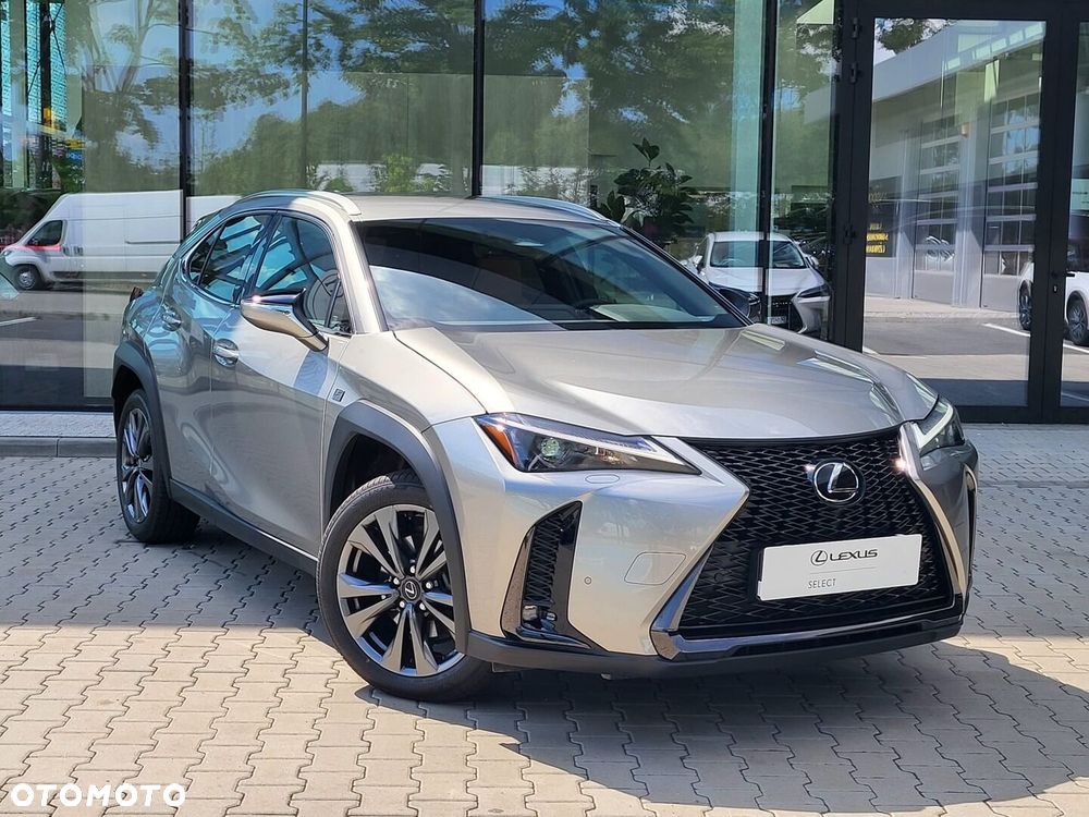 Lexus UX 300h F Sport Design - 9