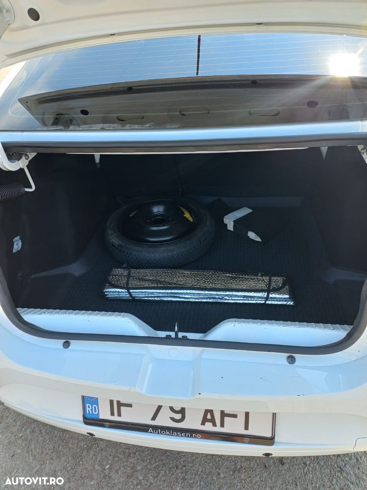 DACIA Logan 2023 — imagine 8