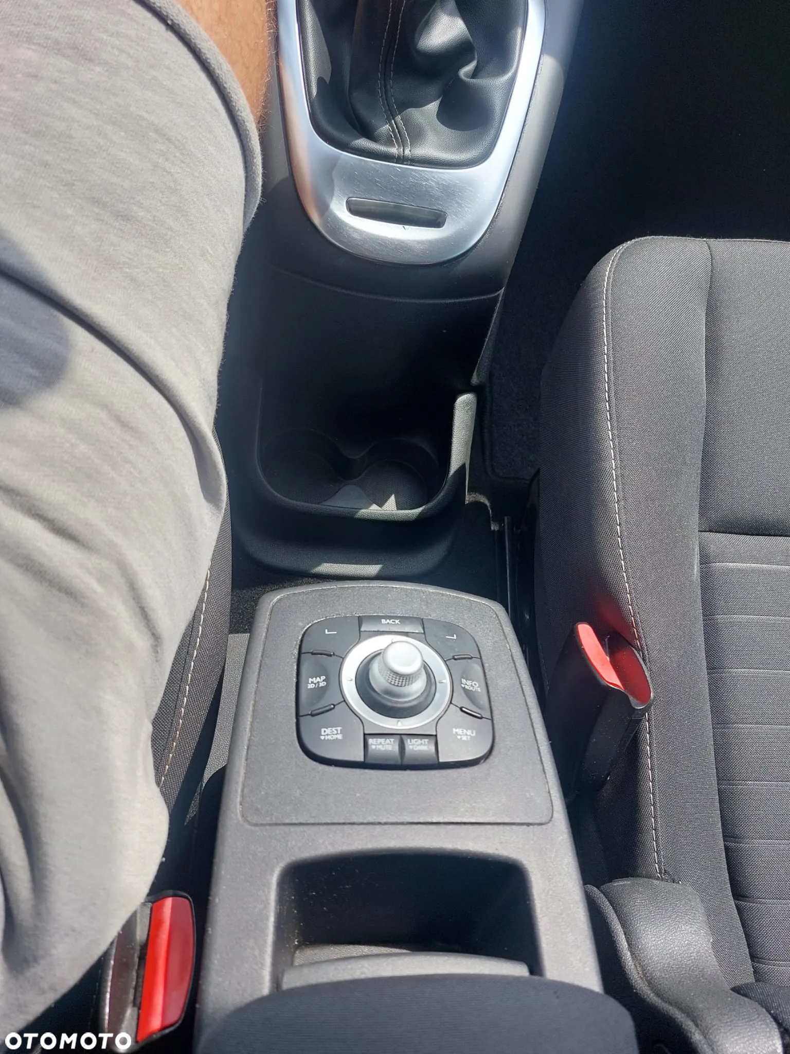 Renault Scenic ENERGY TCe 130 S&S LIMITED - 15