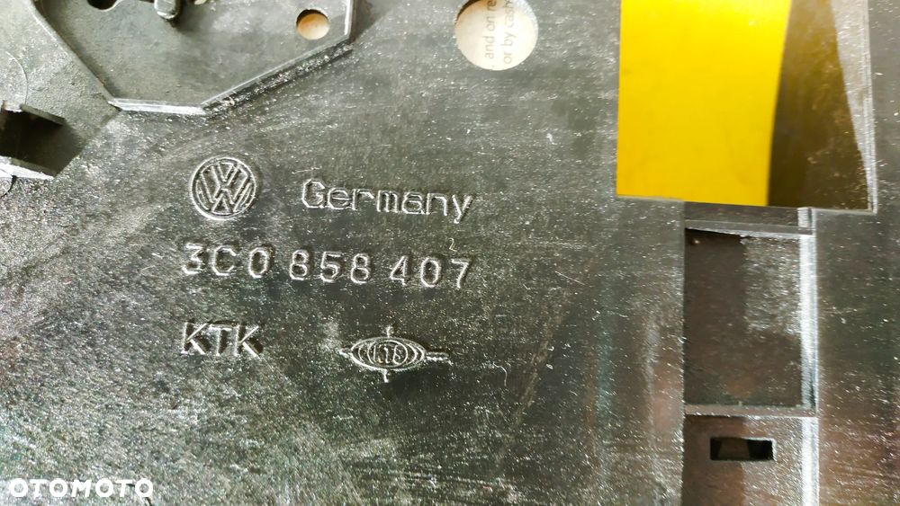 VW PASSAT B6 SCHOWEK KONSOLI 3C0858407 - 3