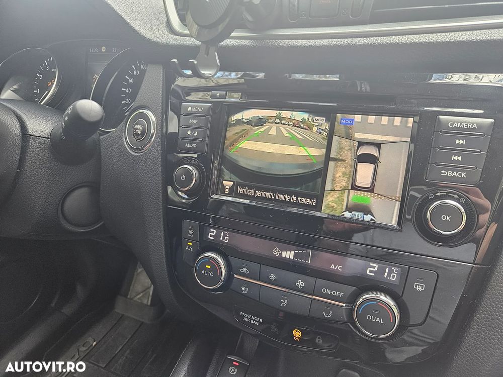Nissan Qashqai 1.3 138CP 2WD N-Connecta - 17