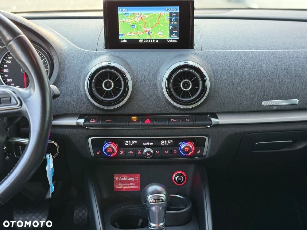 Audi A3 Sportback 2.0 TDI (clean diesel) S tronic S line Sportpaket - 14