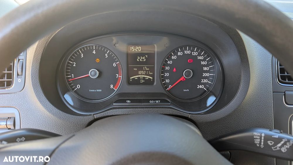 VOLKSWAGEN Polo 2010 — imagine 11