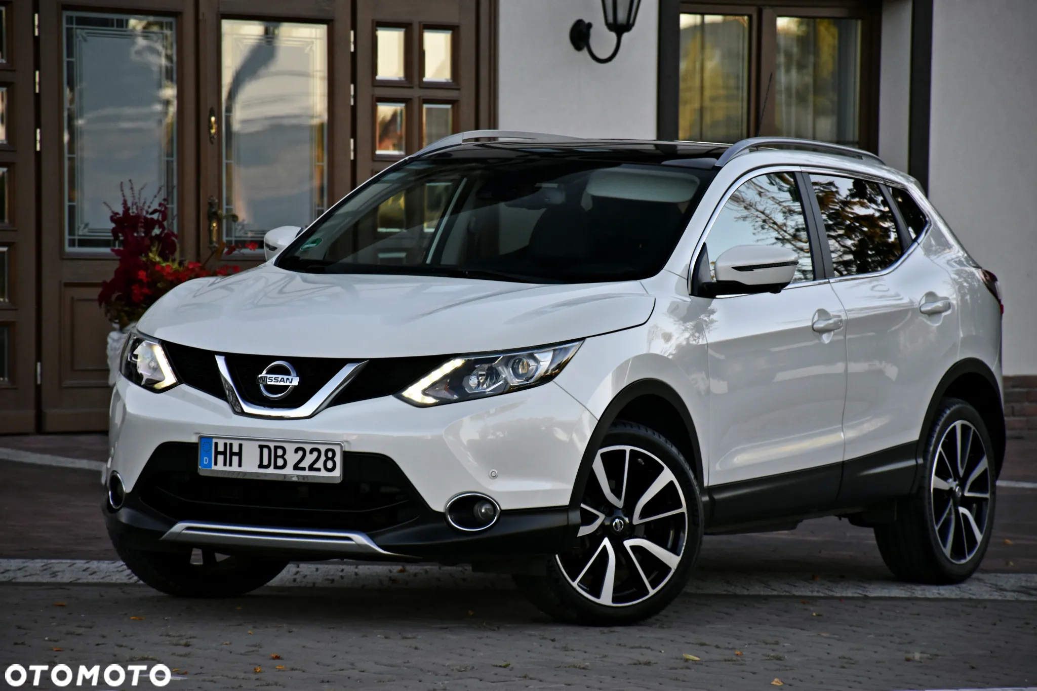 Nissan Qashqai 1.2 DIG-T Xtronic TEKNA+ - 10