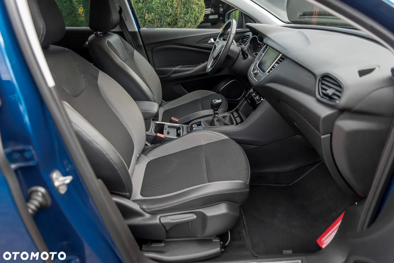 Opel Grandland X 1.2 Start/Stop Business Elegance - 27