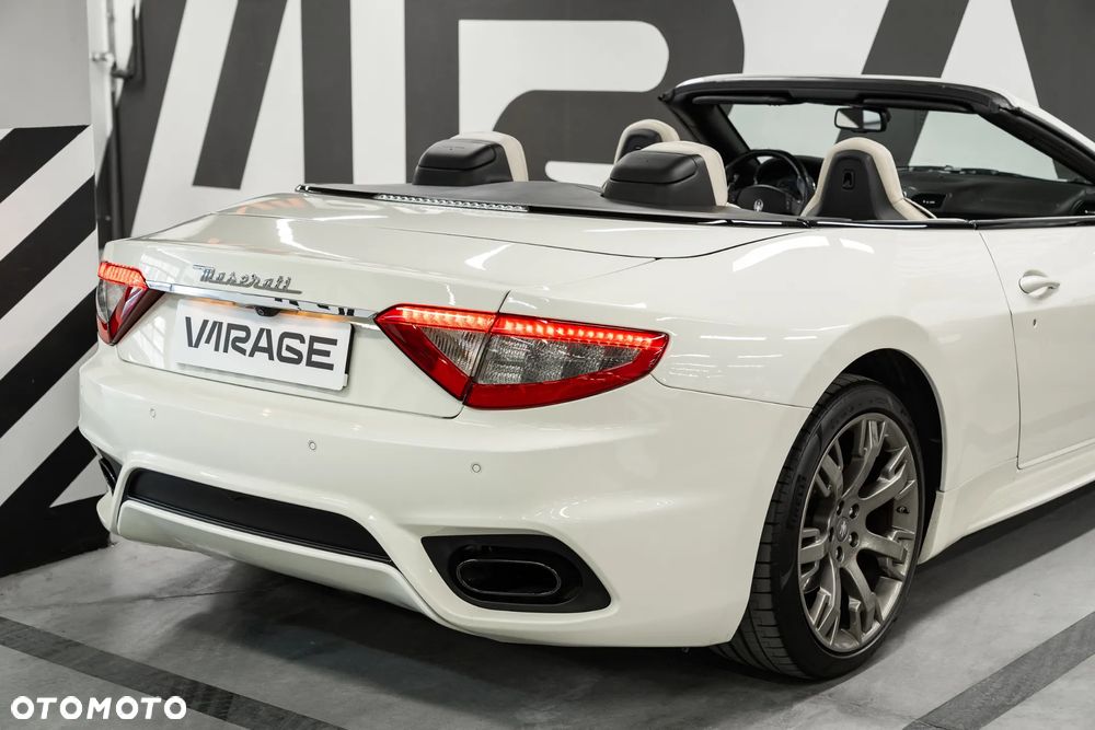 Maserati GranTurismo S - 17