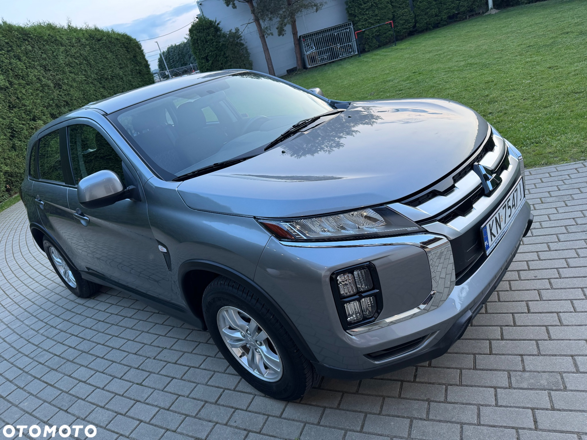Mitsubishi ASX 2.0 4WD CVT Intro Edition+ - 18