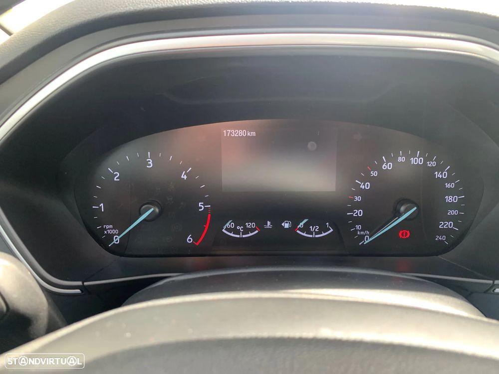 Ford Focus 1.5 TDCi ECOBlue Connected - 7