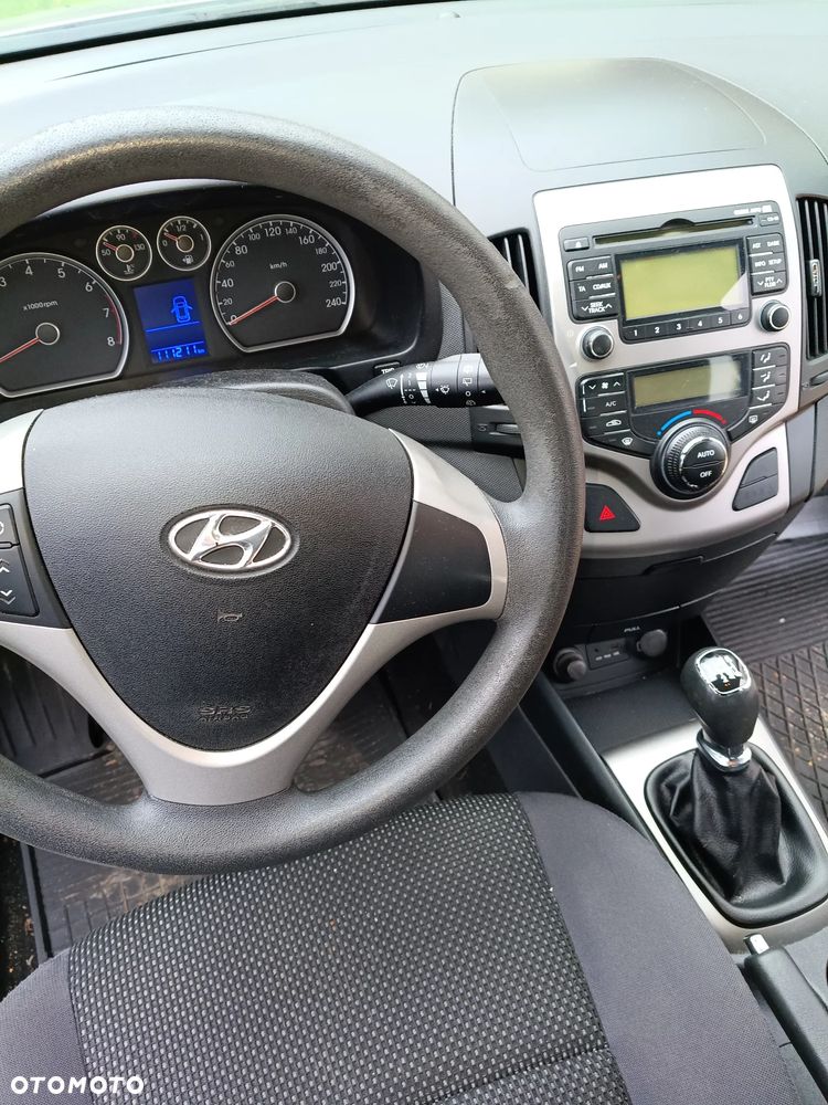 Hyundai I30 2011 photo 5