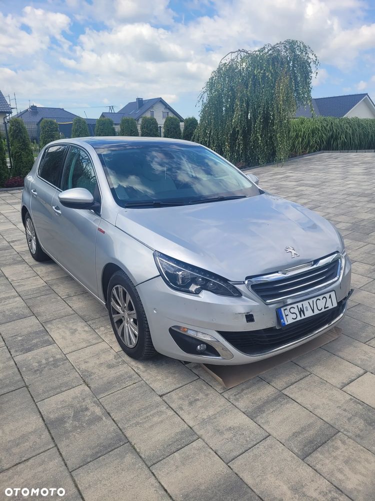 Peugeot 308 1.2 PureTech Allure S&S - 6