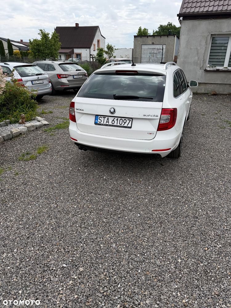 Skoda Superb 2.0 TDI 4x4 Platinum DSG - 6