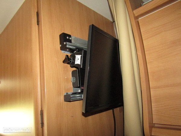 Challenger Genesis 36 Cama Francesa e Cama Basculante - 30