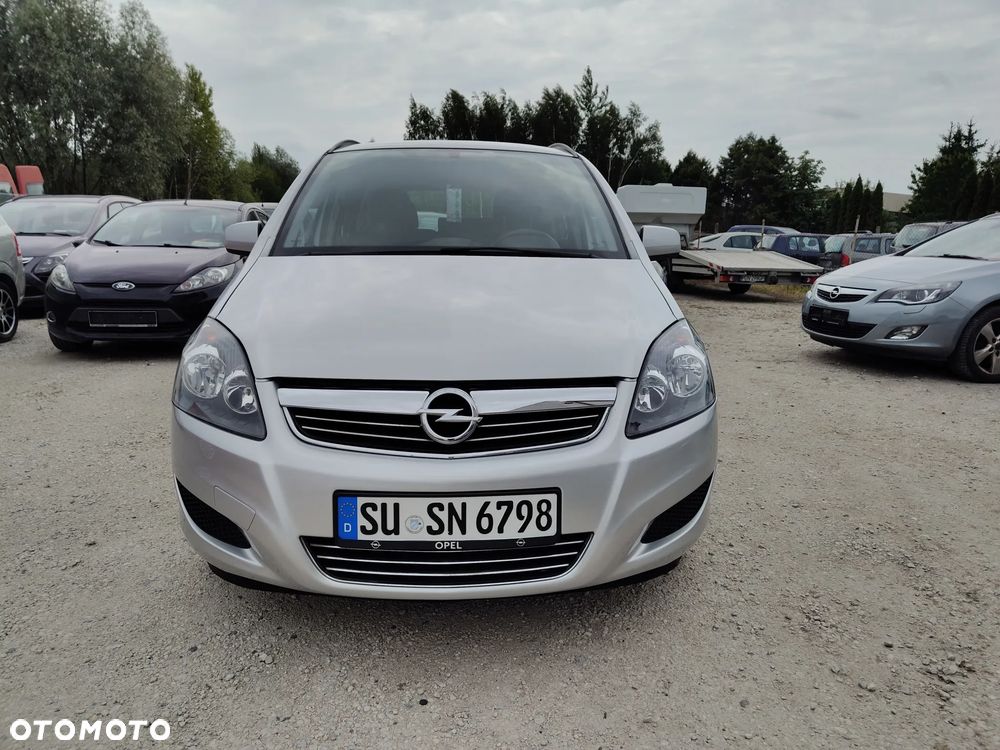 Opel Zafira - 11