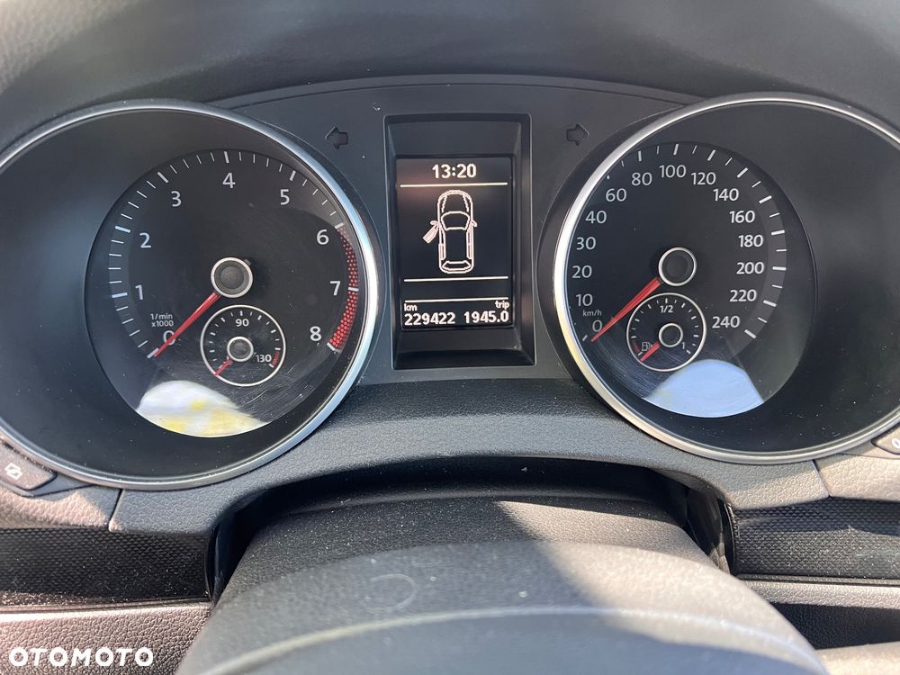 Volkswagen Golf 1.4 TSI Trendline DSG - 4