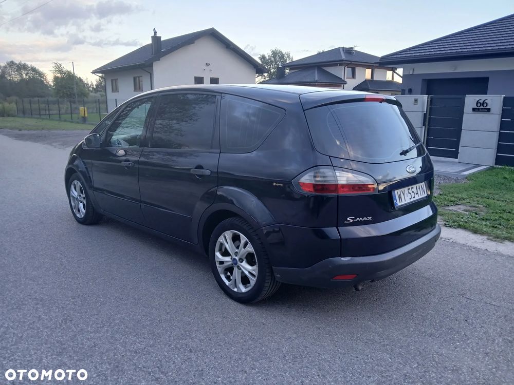 Ford S-Max - 9