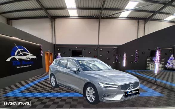 Volvo V60 2.0 B4 Momentum Plus - 1