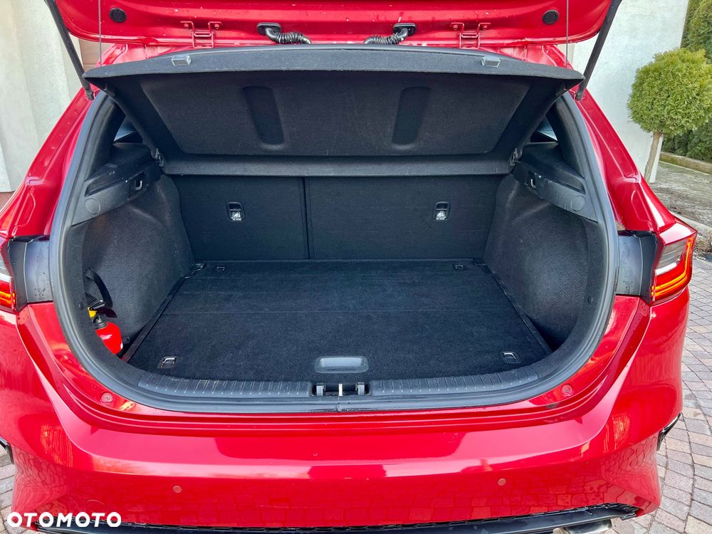 Kia Ceed 1.6 CRDi SCR M - 11
