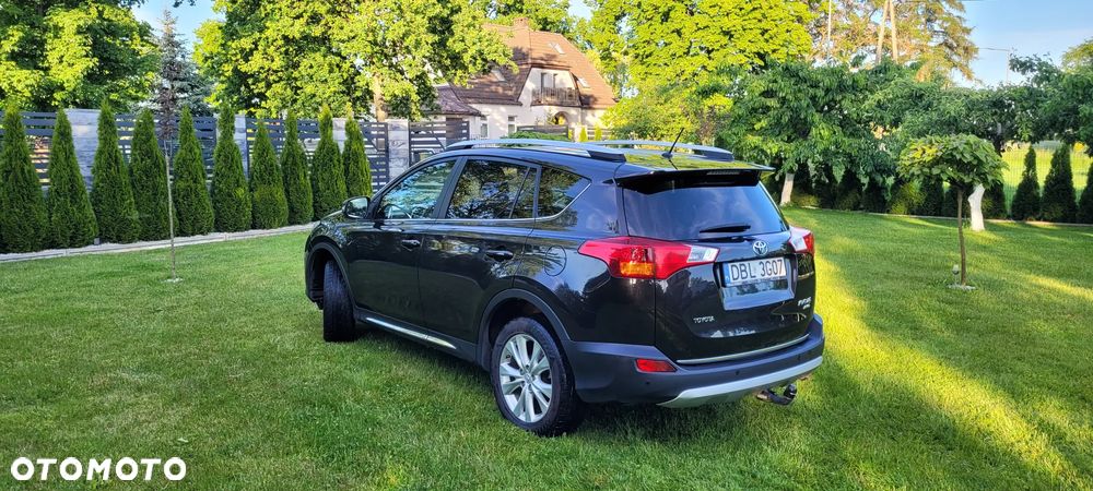 Toyota RAV4 - 4