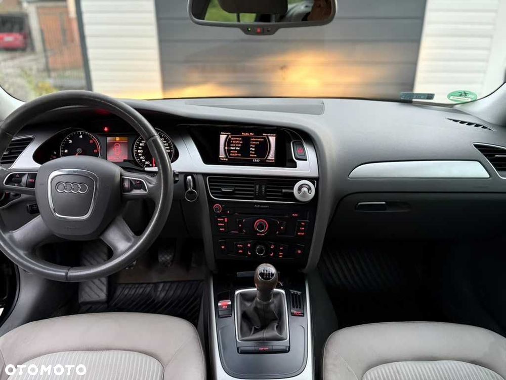 Audi A4 Avant - 7