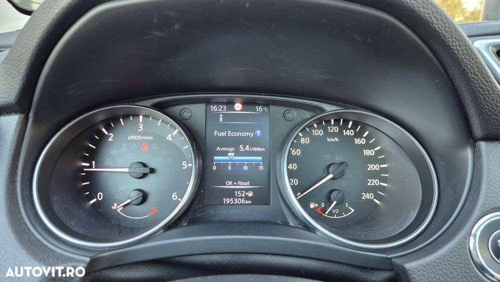 Nissan Qashqai 1.5 DCI Start/Stop N-Connecta - 14