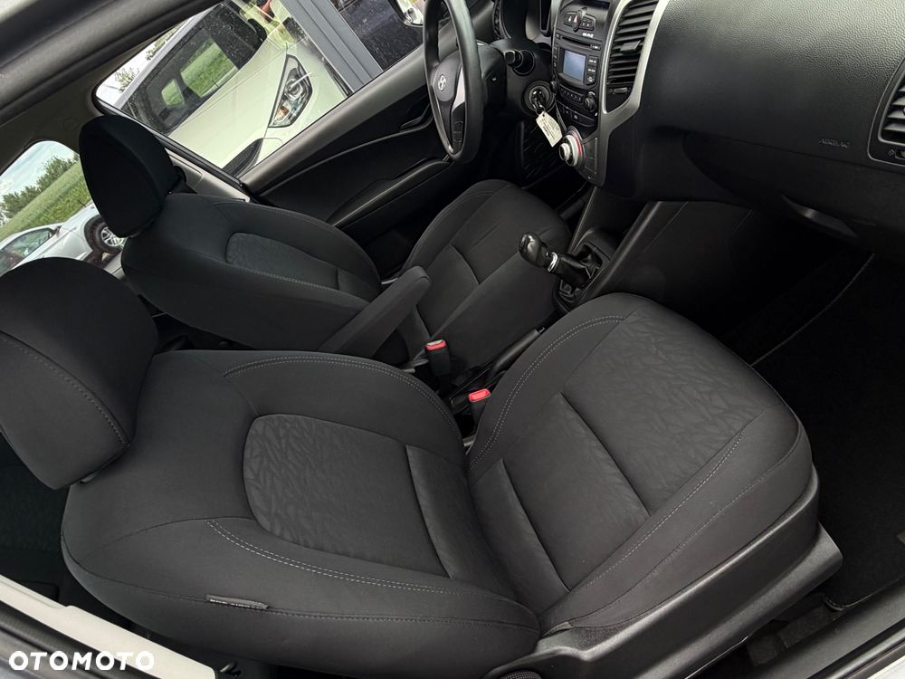 Hyundai ix20 1.4 blue Passion - 22