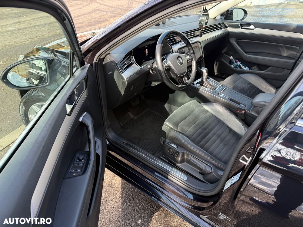 Volkswagen Passat 2.0 TDI DSG Highline - 8