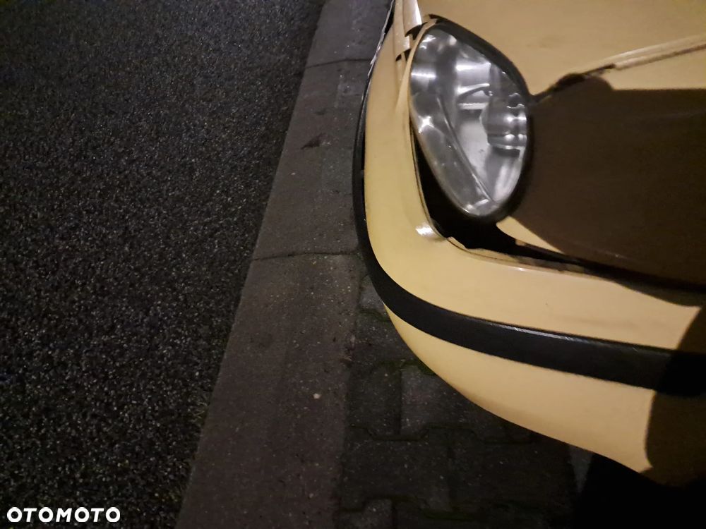 Volkswagen Golf - 2