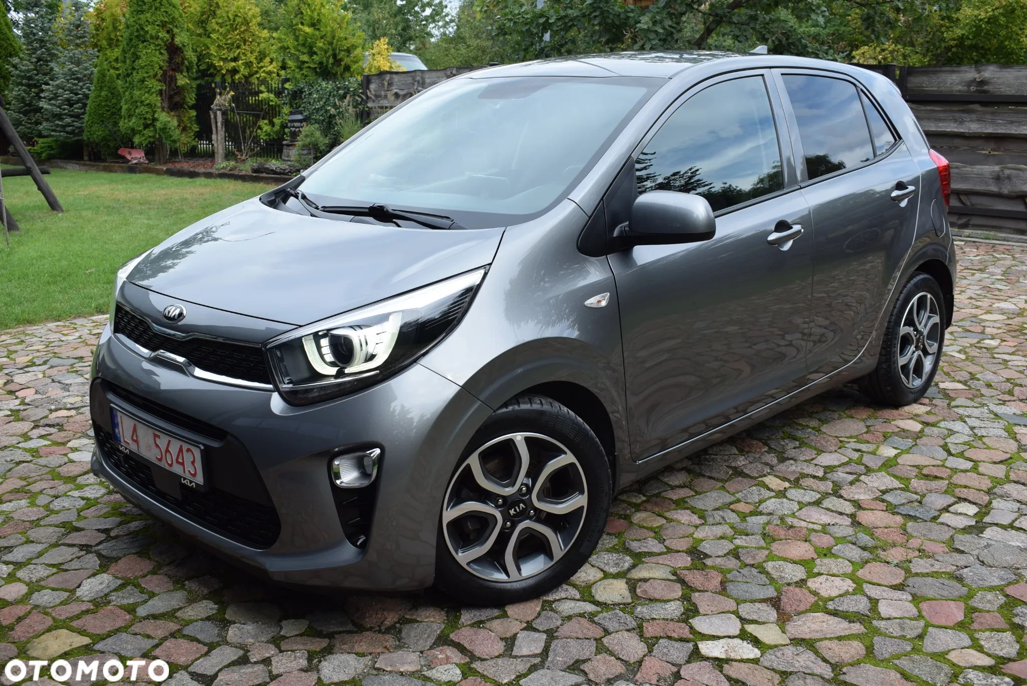 Kia Picanto - 1