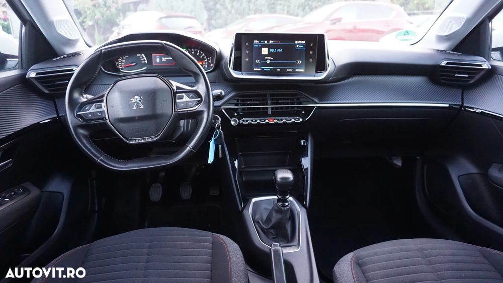 Peugeot 208 BlueHDi 100 GT - 14