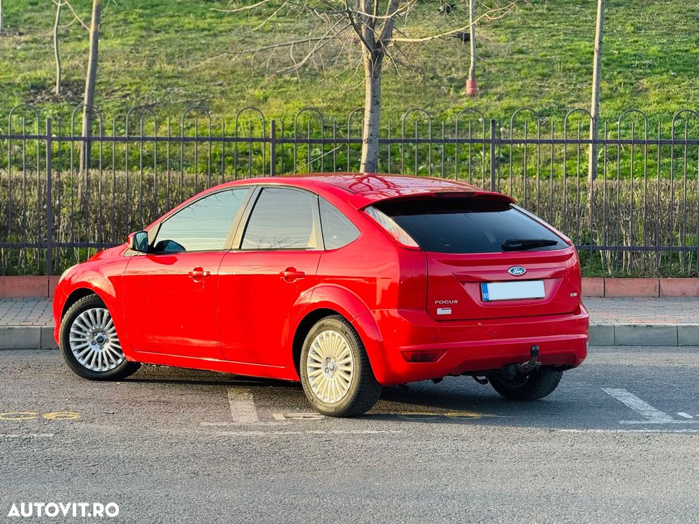 Ford Focus 1.6 TDCi DPF Ghia - 3